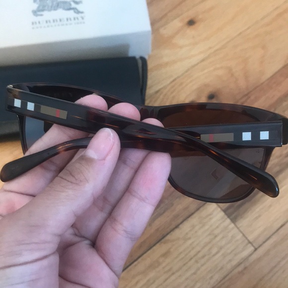 Burberry Sunglasses - Picture 3 of 6
